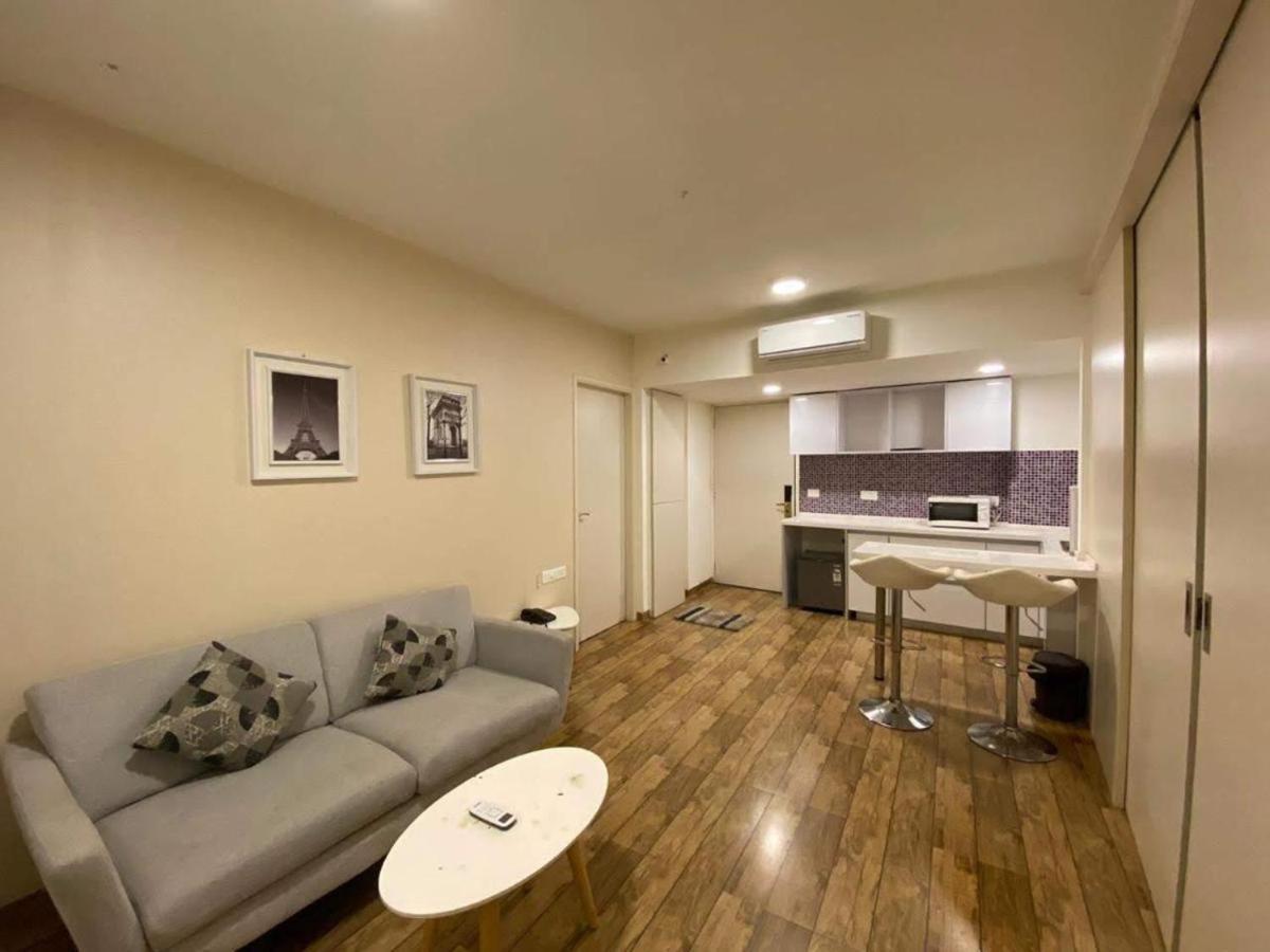 Honest Homes At Rajhans Belliza, Appartment Units Surat Eksteriør bilde